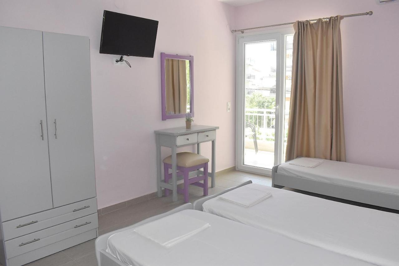 Giorgos-Fenia Apartments Paralía Eksteriør billede