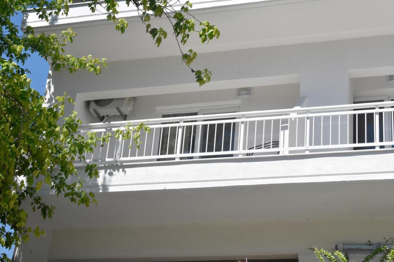 Giorgos-Fenia Apartments Paralía Eksteriør billede